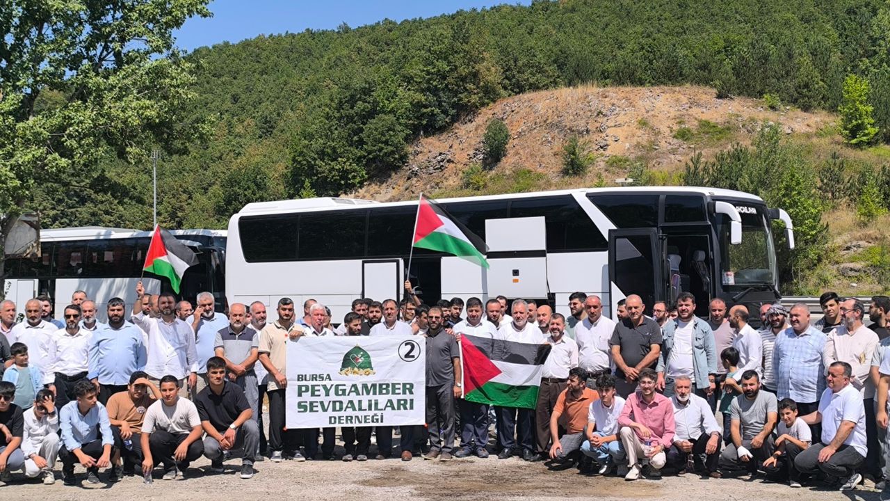 Bursa'dan yüzlerce kişi "Anadolu'dan Meclis'e Meclis'ten Gazze'ye" yürüyüşü için yola çıktı