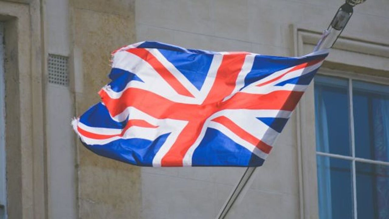 Londra, Rusya'ya yönelik yaptırım listesini genişletti