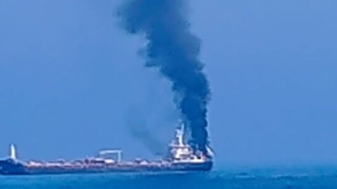 ABD güçleri bu hafta Umman Körfezi'nde 3. petrol tankerini v