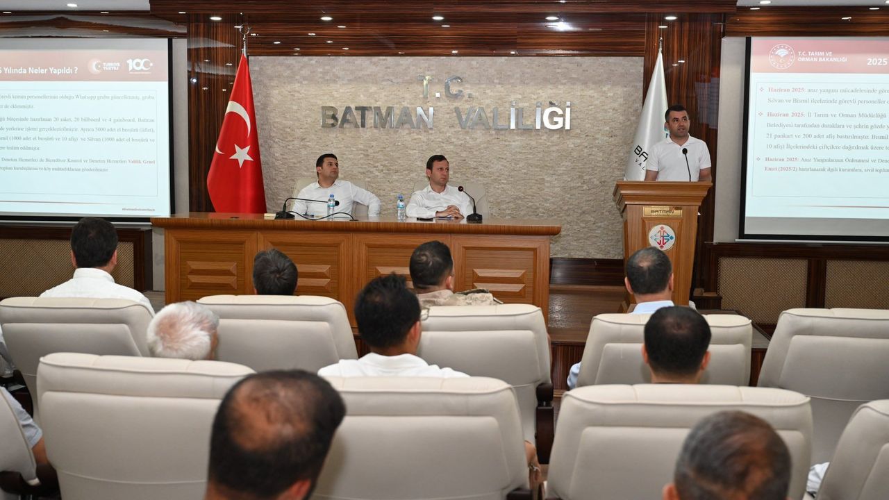 Valilikte Anız Masaya Yatırıldı: Yangınlara Karşı 