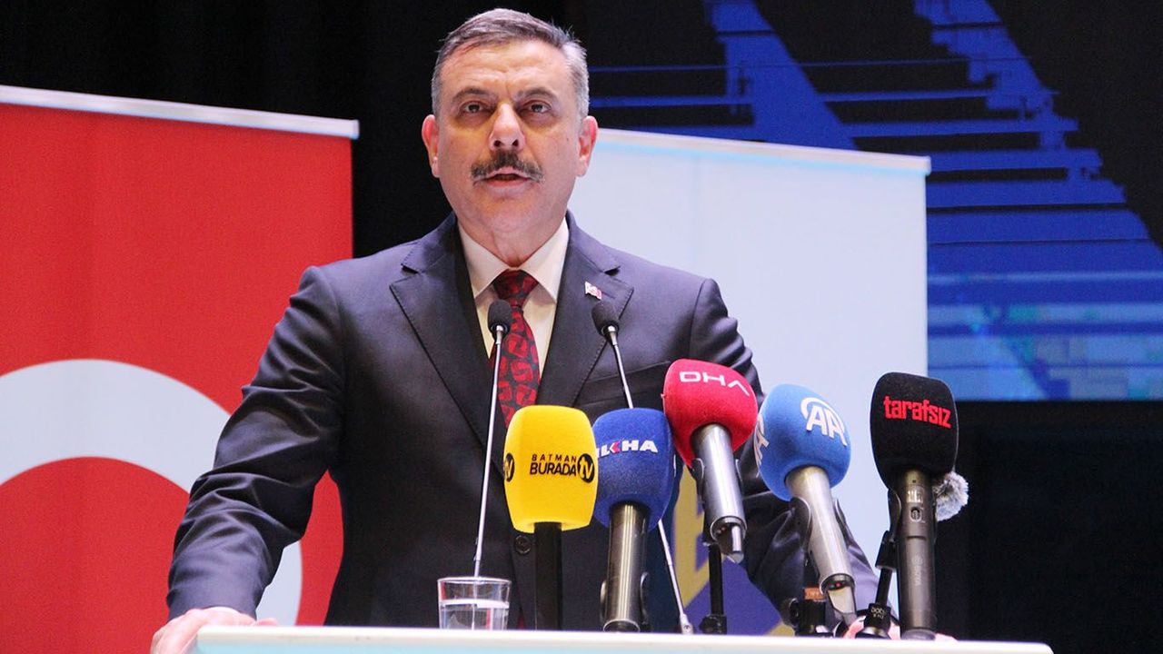 Bakan Çiftçi: Meclisteki güçlü irade yeni anayasa yapabilir