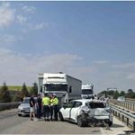 Anız yangını kazaya neden oldu: 13 araç birbirine girdi