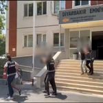 Diyarbakır'da 2 el bombasıyla yakalanan 4 kişi tutuklandı