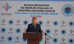 Diş Hekimliği Uygulama ve Araştırma Hastanesi inşaatında çivi çakma ve beton dökme töreni