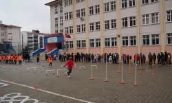 Öğrenciler için spor parkuru oluşturuldu