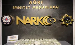 Van'da 14.5 kg uyuşturucu ele geçirildi şüpheli Ağrı'ya getirildi