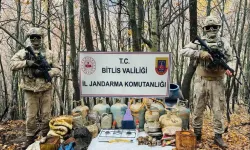 Bitlis kırsalında PKK'ya ait yaşam malzemeleri ele geçirildi