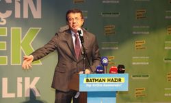 Eski Bakan Zeybekçi Tanıtım Toplantısına Katıldı