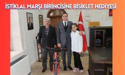 İstiklal Marşı Birincisine Bisiklet Hediyesi