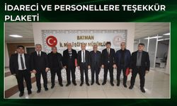 İdareci ve Personellere Teşekkür Plaketi