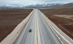 Uraloğlu açıkladı: Korkuteli-Elmalı Yolu projesiyle 46 dakikalık yol 25 dakikaya indi