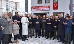 Van'da yapımı tamamlanan Gazze Camii dualarla ibadete açıldı