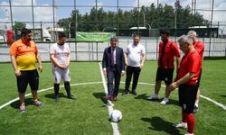 Rektör Prof. Dr. Demir’den Birimler Arası Futbol Turnuvasında Başlama Vuruşu
