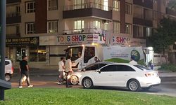 Batman'da Maddi Hasarlı Kaza: Otomobil Belediye Aracına Çarptı