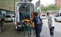 Siirt'te motosiklet kazası: Park halindeki araca çarpan sürücü yaralandı