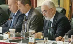 Kürt’ü Türk’e, Türk’ü Kürt’e yahut Arap’a düşman etmeye çalışanlar onlara kötülük ediyorlar