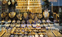 Altın 5 bin TL'ye doğru gidiyor: Kuyumculardan kritik uyarı!