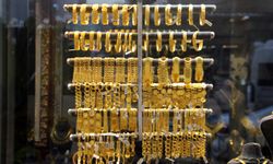 Altın fiyatları yatay seyrediyor