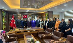 Bakan Göktaş ve AK Parti Kadın Kolları Başkanı Ercan, AK Parti Batman İl Başkanlığını Ziyaret Etti