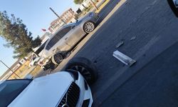 Otogar kavşağında kaza: Lüks araçlar hurdaya döndü!