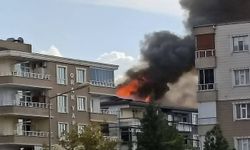 Batman’da 6 katlı binanın çatısında yangın paniği
