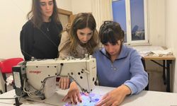14 Öğrenci Dikiş Nakış Öğreniyor
