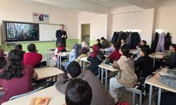 100. Yıl Ortaokulu’nda "Dijital Farkındalık" Eğitimi