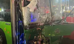 Li Mekkeyê otobusekê li qefleya Tirkîyeyê xist: 1 mirî, 2 birîndar