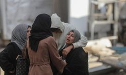Gazze'de anne ve oğlu siyonist rejimin ateşiyle şehit oldu
