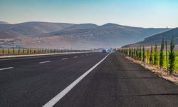 Hasankeyf Yolunda Binlerce Fidan Toprakla Buluştu