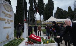 Mehmet Âkif Ersoy kabri başında anıldı