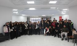 Sivil Toplum Merkezi’nde Öğrencilere Bilgilendirme Eğitimi