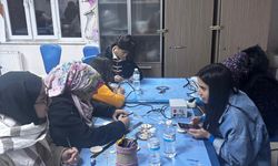 Ahşap Yakma Kursuyla Sınav Stresini Atıyorlar