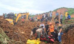 Endonezya'da toprak kayması: 7 ölü, 82 kayıp