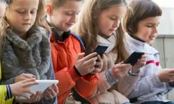 Sosyal medyaya yaş sınırı bir yasak değil, koruma önlemidir