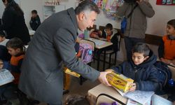 Çevrimova İlkokulu’nda Üniversite–Köy Buluşması: Minik Yüreklerle Anlamlı Paylaşım