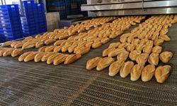 Batman Belediyesi Günde 40 Bin Ekmek Dağıtıyor