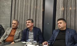 AK Parti Heyeti Eğitim-Bir-Sen’in Ramazan Programına Katıldı