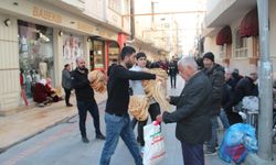 Batman'da askıda ekmek geleneği Ramazanda zirveye ulaşıyor