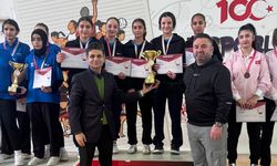 Masa Tenisinde Batman Spor Lisesi Önde