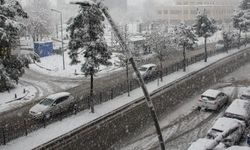Meteoroloji'den kuvvetli yağış, kar ve fırtına uyarısı