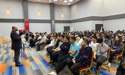 “Yapay Zekâ ve Girişimcilik” Söyleşisine Yoğun İlgi