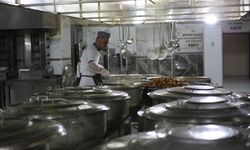 Batman Aşeviyle Her Gün 2 Bin 542 Kişiye Sıcak İftar