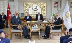 Bakan Şimşek Ve Vali Canalp Midyat’ı Ziyaret Etti