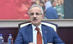 Bakan Uraloğlu: Hürmüz Boğazı'nda 15 Türk sahipli gemi bulunuyor