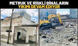 Batman'da Metruk ve Riskli Binaların Yıkımı Devam Ediyor