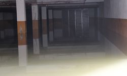 Her yağışta tekrarlayan tehlike: Diyarbakır'da Maliye Konutları sular altında