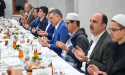 İçişleri Bakanı Çiftçi, Konya'da Kur'an kursu öğrencileriyle sahur yaptı