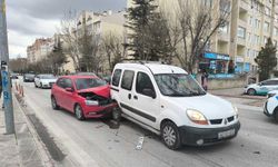 Konya'da maddi hasarlı trafik kazası