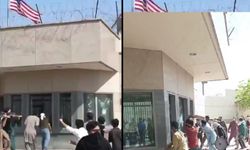 Pakistan'da halk ABD Başkonsolosluğu'na saldırdı: Kalabalığa ateş açıldı, ölü ve yaralılar var